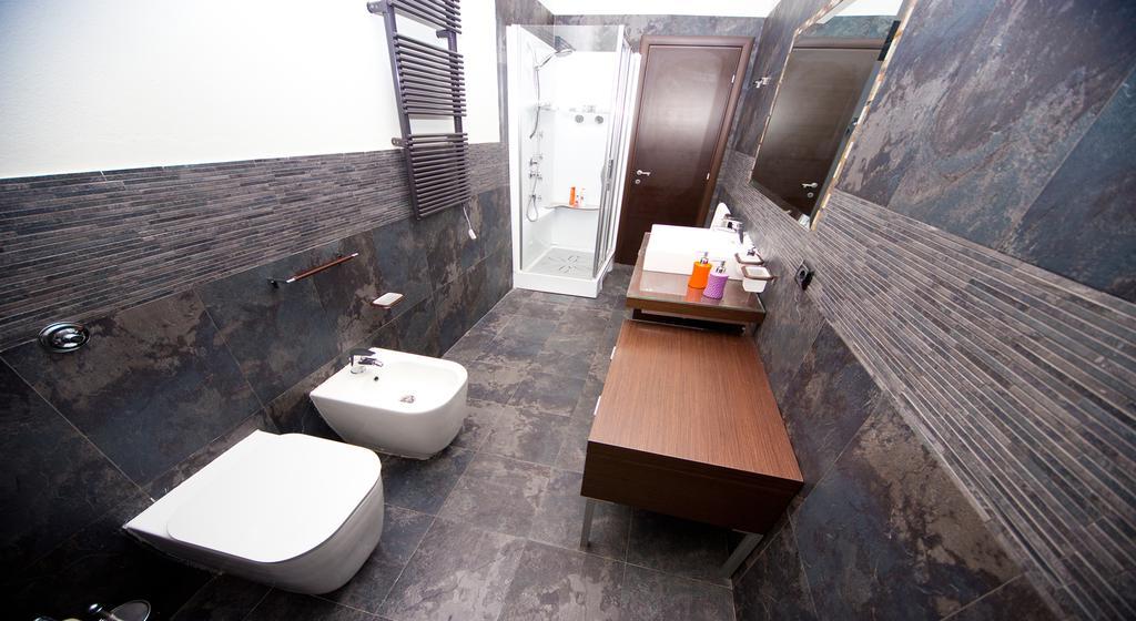 บีแอนด์บี ดอมุส เรจิส Bed & Breakfast กาญารี ภายนอก รูปภาพ